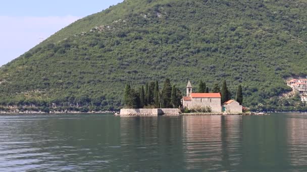 George Island Vor Der Stadt Perast Der Bucht Von Kotor — Stockvideo