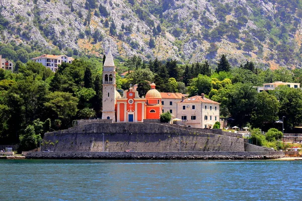 Bucht Von Boka Kotor Montenegro Mittelalterliche Stadt Umgeben Von Hohen — Stockfoto