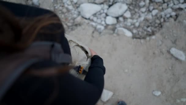 Girl Takes Compass Pocket Uses Stony Nature Close View Horizontal — Vídeo de stock
