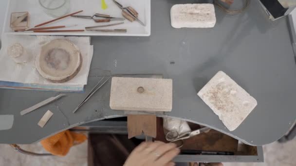 Working Table Jeweler Tools Equipment Topdown Shot Horizontal Video — Wideo stockowe