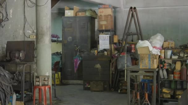 View Auto Repair Shop Bangkok Thailand Medium Shot Horizontal Video — стоковое видео