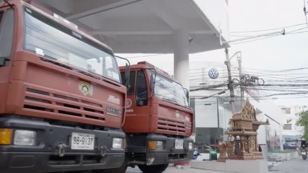 Fire Trucks Parked Fire Station Building Street Bangkok Thailand Dolly — Wideo stockowe