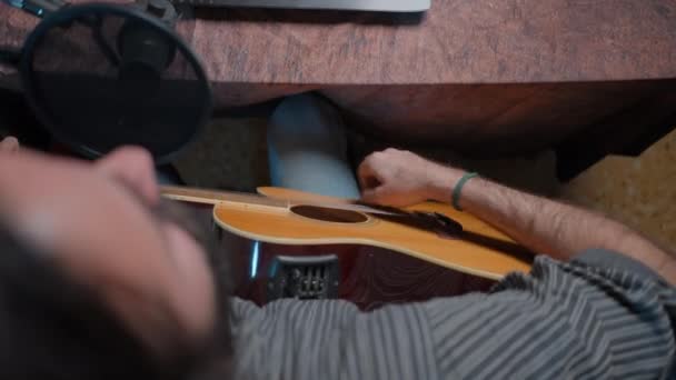 Hands Musician Playing Guitar Home Made Studio Close Movement Shot — Video Stock