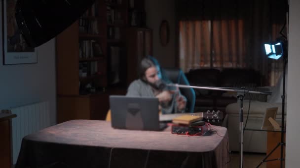 Young Bearded Guitarist Teaching Online How Grab Guitar His Student — Stockvideo