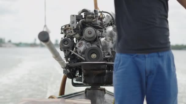 Unrecognizable Thai Captain Rudders Drive Long Tail Boat Remodeled Car — Vídeo de Stock