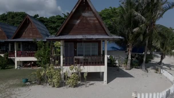 Traditional Tropical Beach Houses Island Phangan Thailand Aerial Drone Shot — Stockvideo