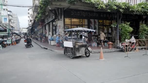 Caminhando Direção Uma Comida Rua Local Meio Covid Chinatown Bangkok — Vídeo de Stock