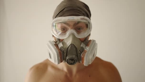 Close Caucasian Man Ready Make Renovations Home Safety Wear Horizontal — Stock Video