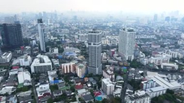 Tayland 'ın Bangkok şehrinin kuş bakışı görüntüsü. - 4K Yatay Görüntü