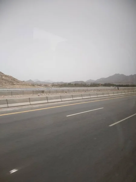 Route Asphaltée Vide Avec Autoroute Ciel Bleu — Photo