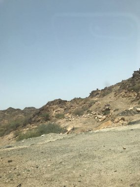 Çöldeki dağların güzel manzarası