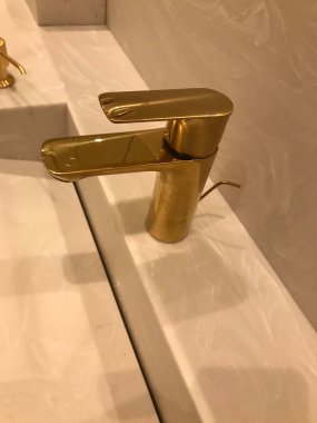 Tuvalet kağıdı banyoda.