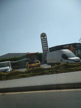 Gökyüzündeki uçak.