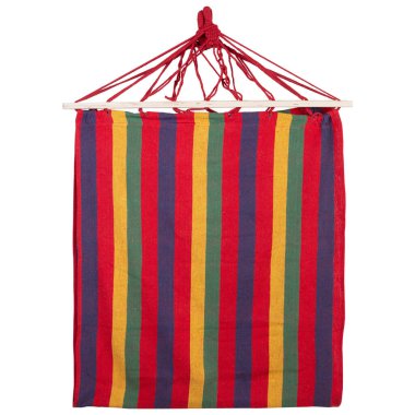 Bir kırmızı ve sarı çizgili hamak asılı, yarım istiflenmiş, beyaz arka planda, izole