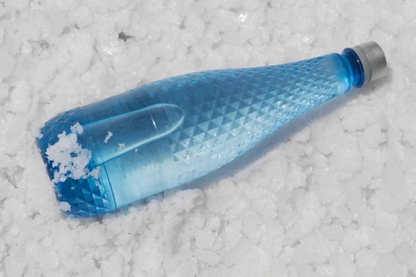 Plastic Bottle Full Water Lies Plates Natural Salt Drought Concept — Stock Photo, Image