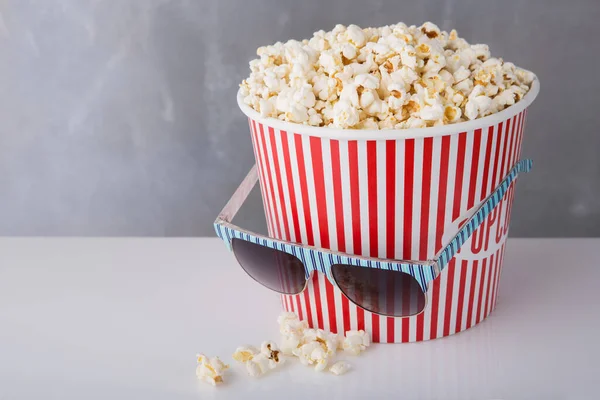 Sick Cardboard Container Red Strip Full Pop Corn Container Glasses — Stock Photo, Image