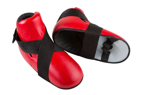 Rode Schoenen Voor Karate Voor Boksen Beenbescherming Een Witte Achtergrond — Stockfoto