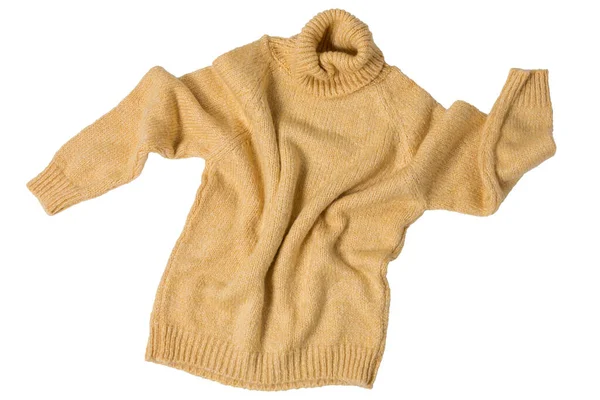 Sarı yün süveter, beyaz arka planda, sanki dans ediyormuş gibi, izole et