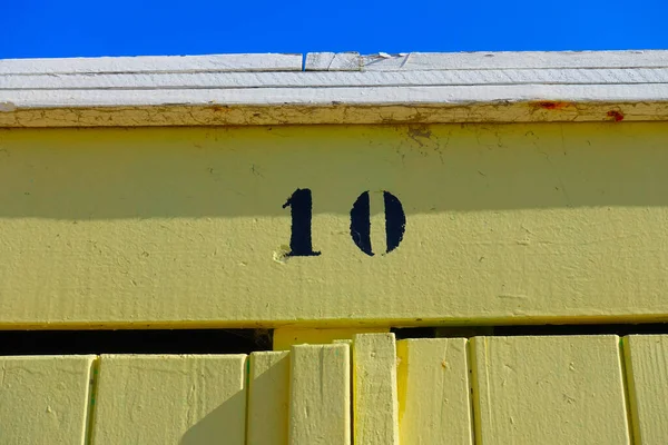 Kuzey Denizi 'ndeki küçük sahil kulübeleri