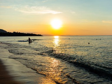 Palermo, İtalya 'da sahil gün batımı