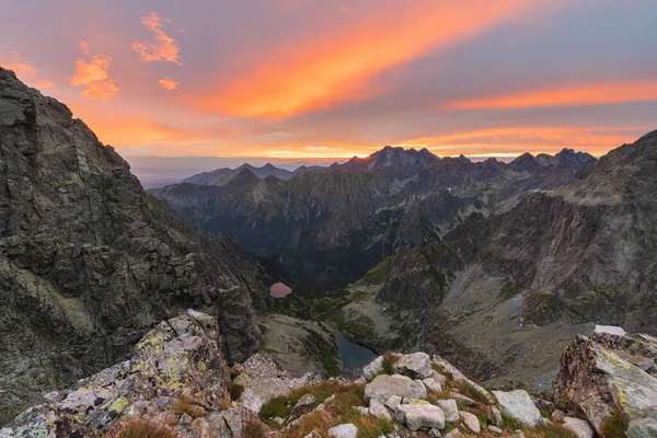 Puestas Sol Verano Amaneceres Polonia Las Altas Montañas Eslovacas Tatras —  Fotos de Stock