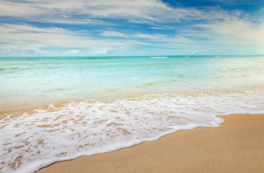Porto Seguro praia do espelho plajı, Bahia, Brezilya 'da tenha bir kumsal.