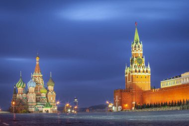 St. Basil s Cathedral at dawn in Beautiful Red Square, Moscow, Russia