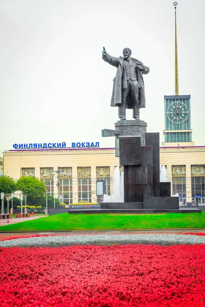 Vladimir Lenin Visszapillantás Emlékmű Szentpéterváron Oroszország — Stock Fotó