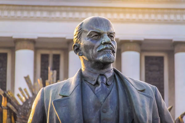 Vladimir Lenin Monument Vdnkh Moscow Russia — 图库照片