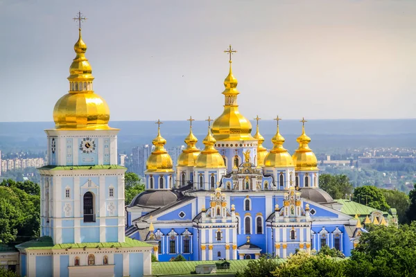 Beautiful Michael Golden Domed Monastery High Angle View Kyiv Ukraine — Foto de Stock