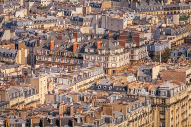 Montmartre Paris çatıları Gün doğumunda Paris, Fransa