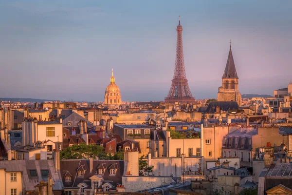 Eiffel Tower Parisian Roofs Golden Sunrise Paris France — стоковое фото