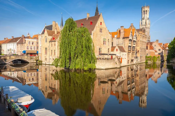 Rozenhoedkaai Canal Sunrise Reflection Sunny Day Bruges Belgium — стокове фото