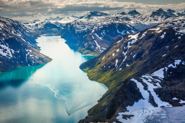 Besseggen ridge above Lake Gjende in Jotunheimen, Norway, Northern Europe