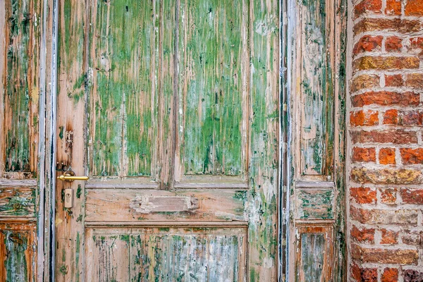 Old Rusty Textured Wooden Green Door Padlock Bruges Belgium — Foto de Stock