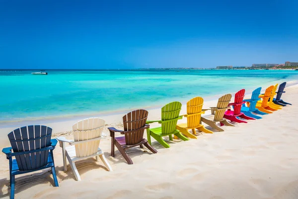Idyllic Beach Rustic Wooden Adirondack Chairs Aruba Dutch Antilles — Foto Stock