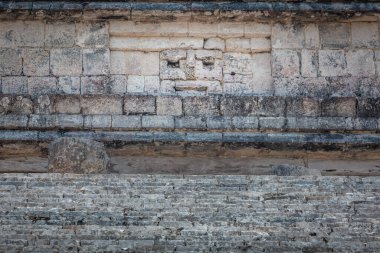 Chichen Itza kukulcan pyramid old ruin, Ancient Mayan civilization, Yucatan, Mexico