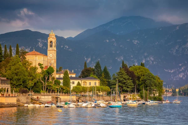 Idyllic Lake Como Coastline Tremezzo Village Sailboats Sunny Day Northern — Stockfoto