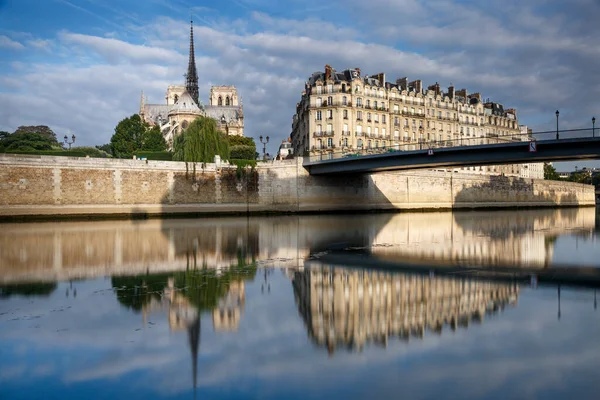 Cathédrale Notre Dame Paris Lever Soleil Paisible Avec Reflet Seine — Photo