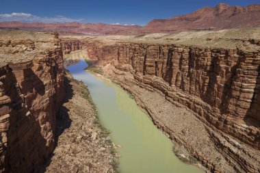 Colorado Nehri ve Glen Kanyonu Canyonlands Ulusal Parkı, Moab, Utah, ABD