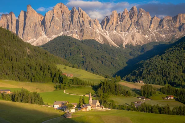 Magdalena Village Famous Church Val Funes Sunset Dolomites Italy — Photo