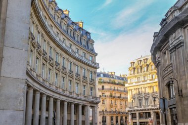 Paris mimarisi, Paris 'teki binalara şehir manzarası açık gündoğumunda, Fransa