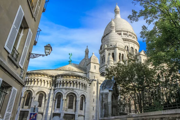 Bazilika Sacre Coeur Montmartre Slunečného Dne Oblačným Nebem Paříž Francie — Stock fotografie