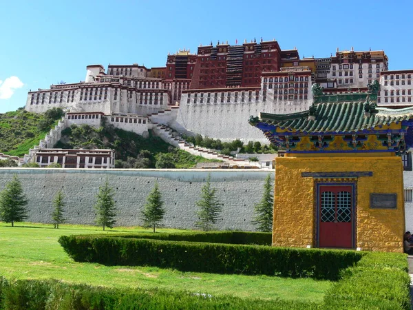 Potala Palota Lhászában Tibetben Dalai Lámák Téli Rezidenciája — Stock Fotó