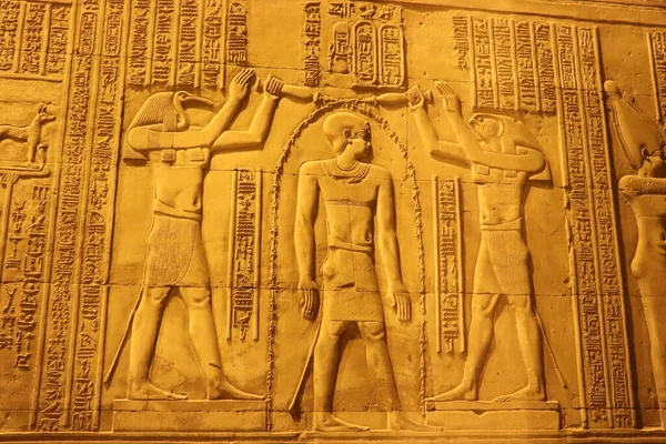 Faraonský Proces Čištění Pro Krále Chrám Kom Ombo — Stock fotografie
