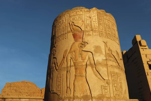 Színes Fáraó Oszlopok Kom Ombo Templom Aswan Egyiptom — Stock Fotó