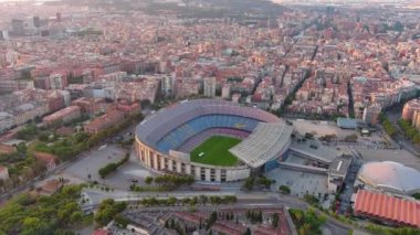 Barcelona 'daki Nou FC Barselona Kampı futbol stadyumunun hava manzarası. Nou Kampı, 1957 yılından bu yana ünlü FC Barcelona stadyumudur.