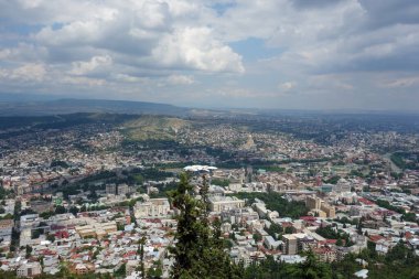 Şehrin tepesinden manzara, şehir gözlemi, kartpostal görüntüsü