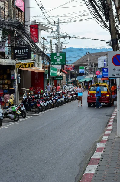街のストリートビュー タイの都市忙しい通り — ストック写真