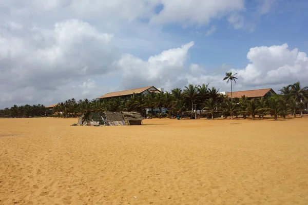 Vista Uma Praia Areia Amarela — Fotografia de Stock